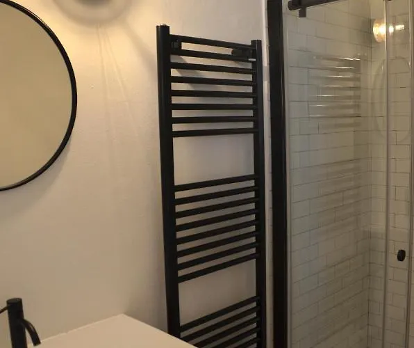 Re Versiliana Junior-house Марина-ді-П'єтразанта