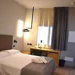 Re Versiliana Junior-house فندق مارينا دي بييتراسانْت